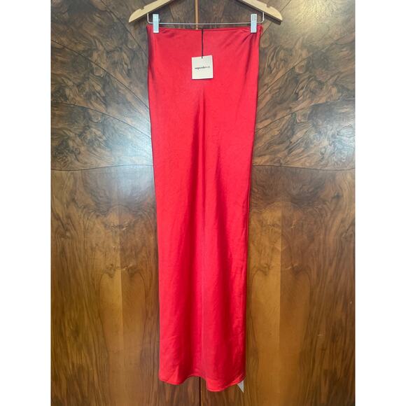 SUPERDOWN Calla Satin Maxi Skirt HOLIDAY CHRISTMAS PARTY NWT Red Size XS Long - Picture 4 of 8